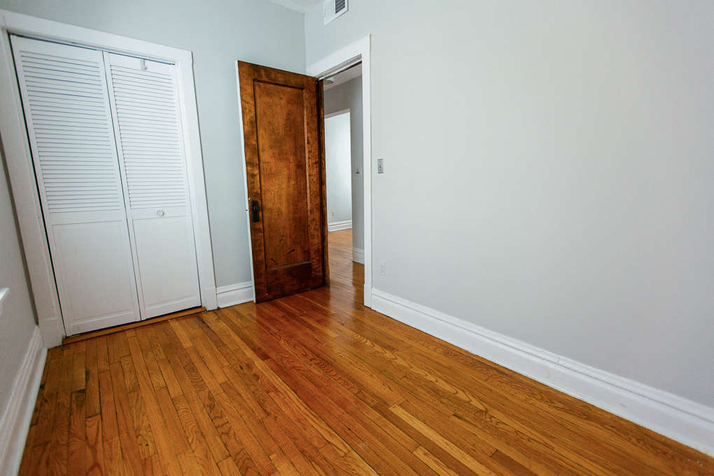 1104 N. Oakley Blvd. 1104 N. Oakley Blvd., Chicago, IL 60622 West Town - Leasing by Cross Street